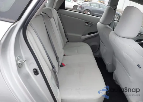 2014 Toyota Prius z USA, uszkodzony, nr VIN JTDKN3DU3E1820082